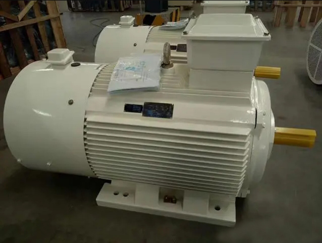 圖為西安西瑪電機(jī)廠生產(chǎn)的YE5高效三相異步電動(dòng)機(jī)庫(kù)存照片 圖為西安西瑪電機(jī)廠生產(chǎn)的YE5高效三相異步電動(dòng)機(jī)庫(kù)存照片